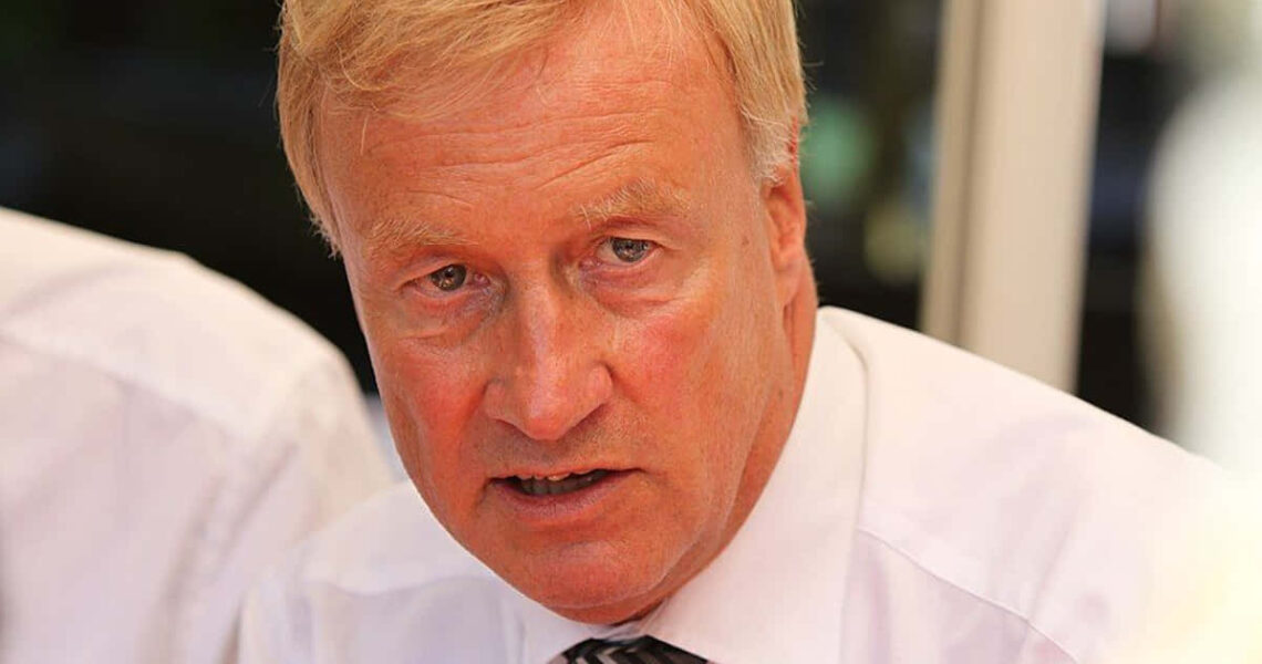 CDU riskiert Spaltung wegen AfD-Koalitionen in Ostdeutschland, warnt Hamburgs Ex-Bürgermeister